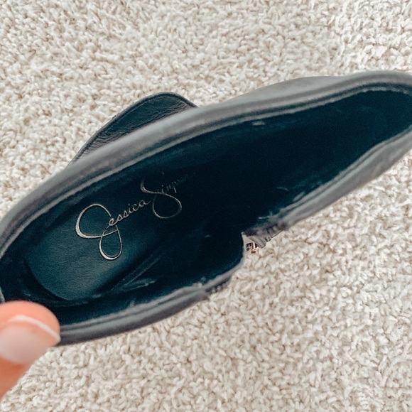 Jessica Simpson Black Heeled Zip Up Booties - Picture 9 of 11